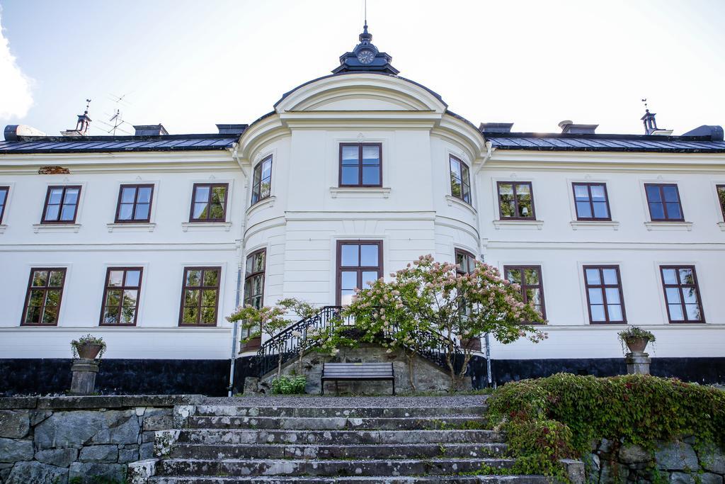 Kaggeholms Slott Bed & Breakfast Ekerö Dış mekan fotoğraf