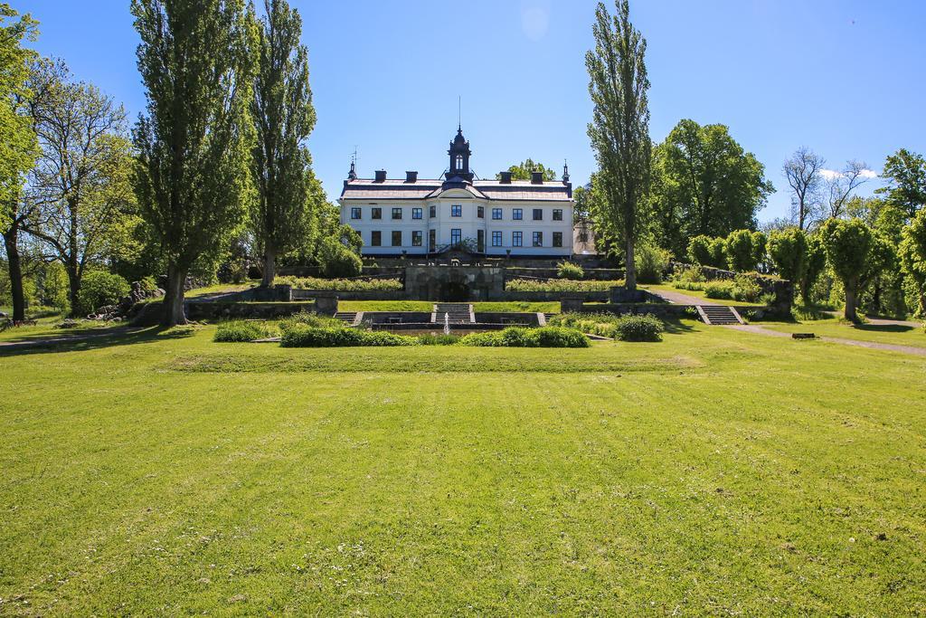 Kaggeholms Slott Bed & Breakfast Ekerö Dış mekan fotoğraf