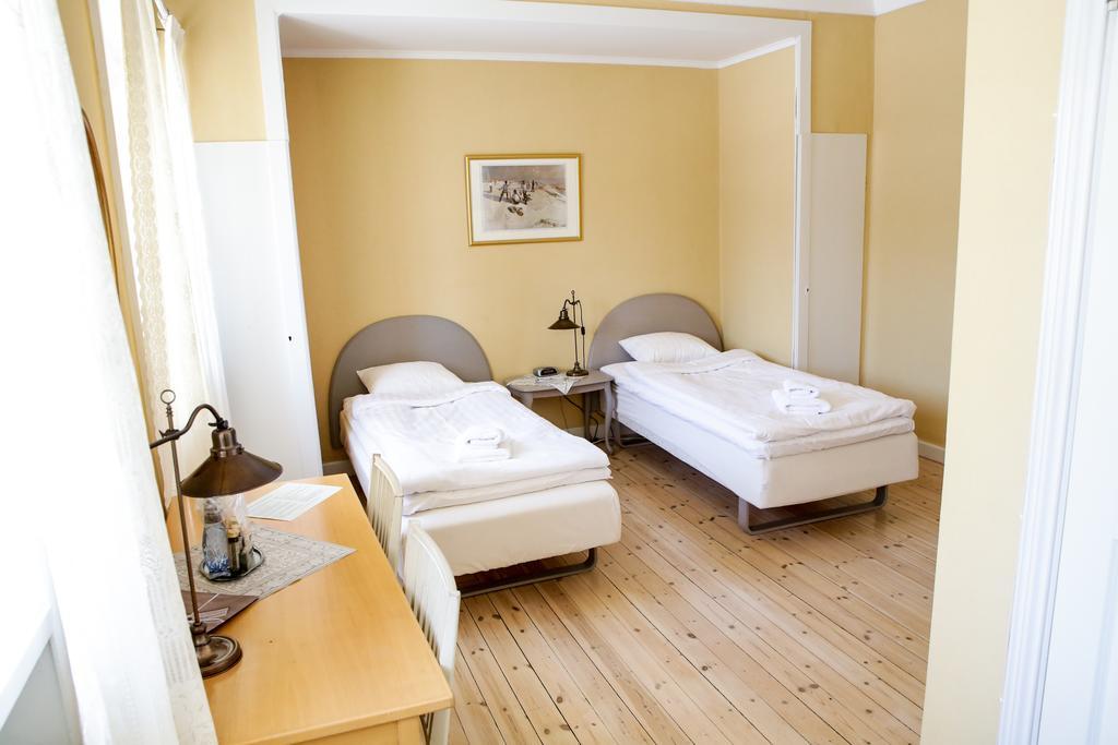 Kaggeholms Slott Bed & Breakfast Ekerö Dış mekan fotoğraf